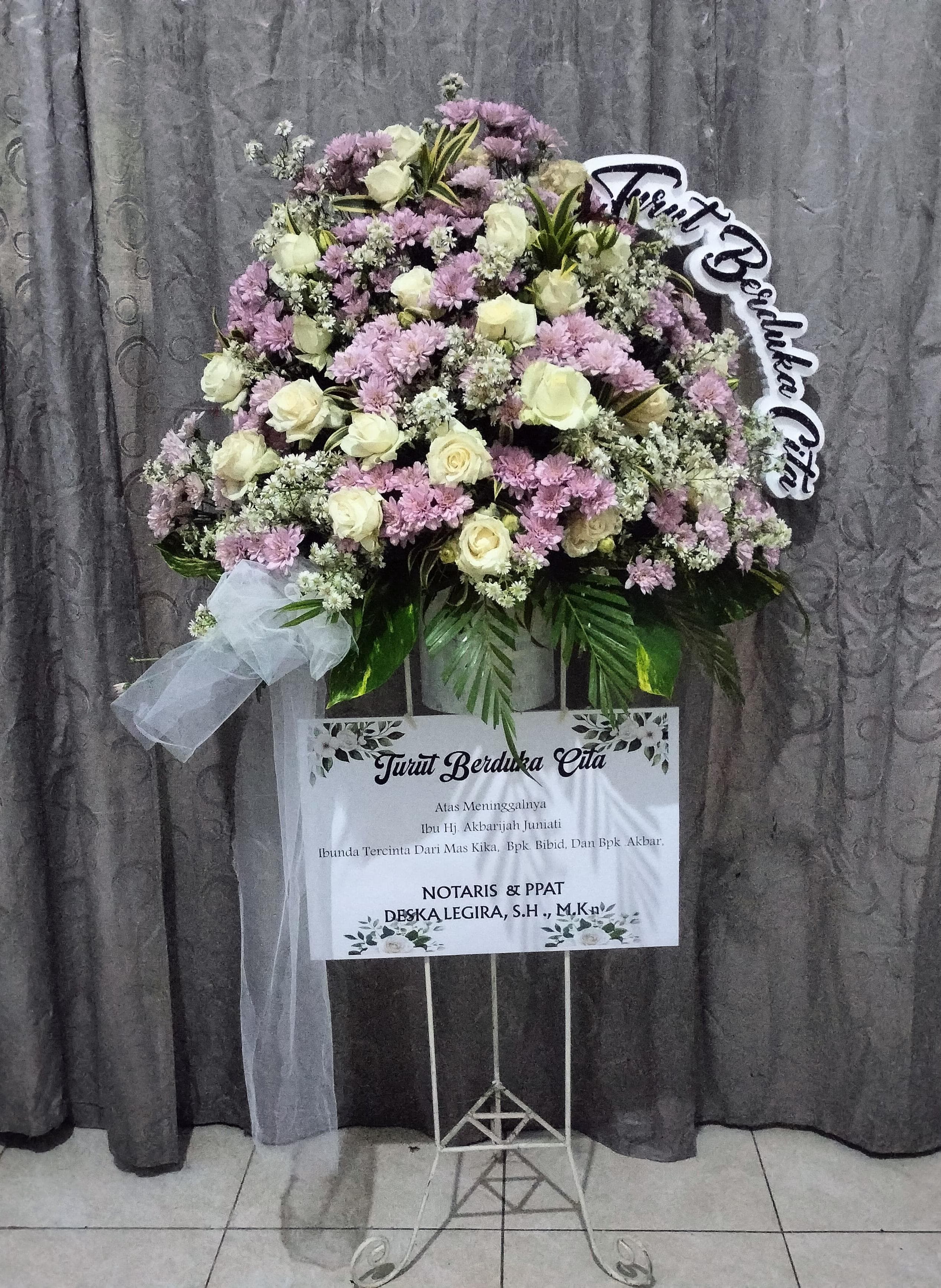 Standing Flowers, Karangan bunga Semarang by Sultan Florist