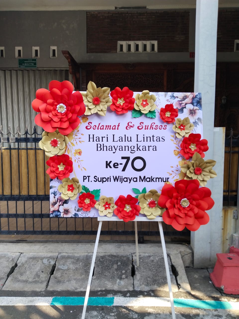 Paper Flowers, Karangan bunga Semarang by Sultan Florist